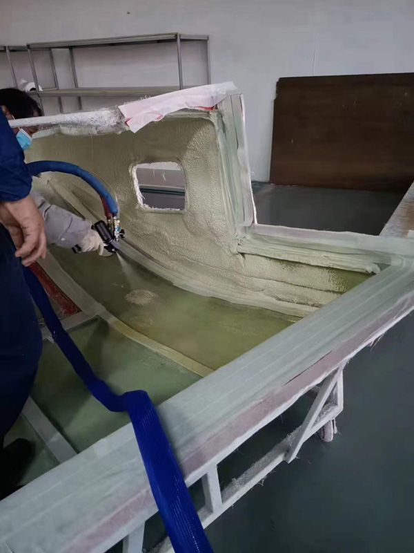 聚氨酯現(xiàn)場發(fā)泡(圖2) 聚氨酯現(xiàn)場發(fā)泡(圖2)