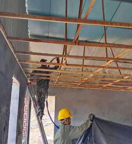 養(yǎng)殖場頂棚保溫用什么材料(圖2) 養(yǎng)殖場頂棚保溫施工案例