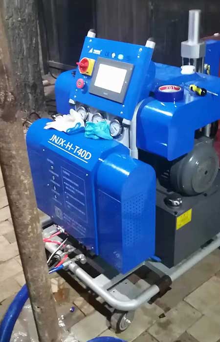 進(jìn)口聚氨酯噴涂機(jī)加工廠家(圖2) 液壓聚氨酯噴涂機(jī)設(shè)備