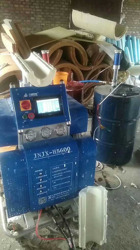 河北聚氨酯噴涂機(jī)(圖1) H5600(D)河北聚氨酯噴涂機(jī)瓦殼澆注設(shè)備