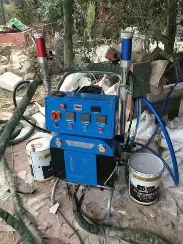 影視道具噴涂聚脲(圖2) Q5200泡沫影視道具噴涂聚脲設備