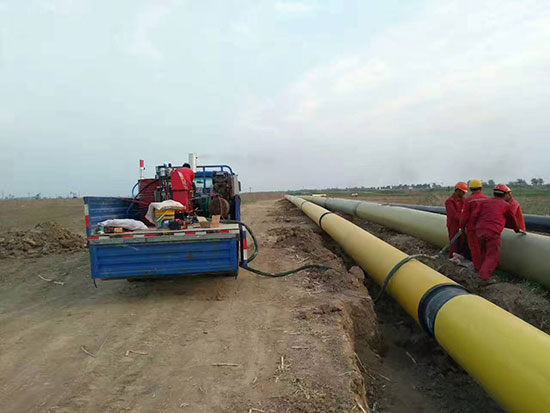 大城縣聚氨酯發(fā)泡機(圖1) 大城縣聚氨酯發(fā)泡機管道保溫施工